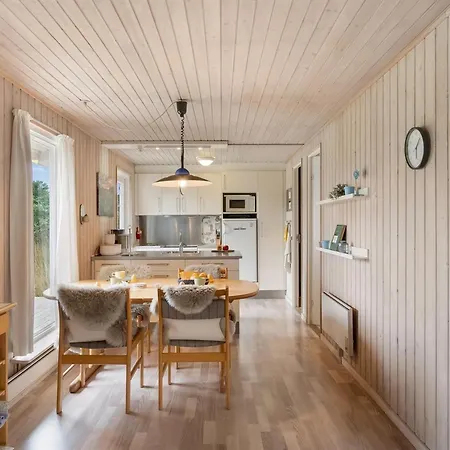 Steffen - 450m To The Fjord By Interhome Bjerregård